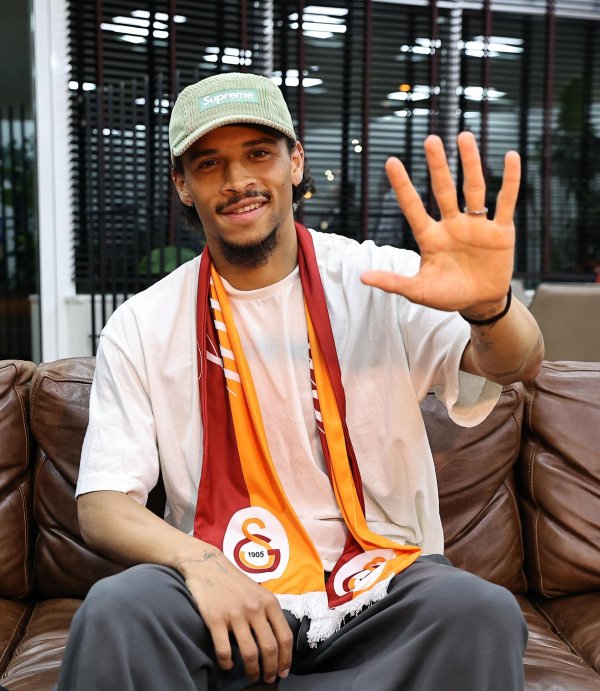 Annual salary of 15 million after tax🤑Agent: Sane goes to Turkish Super League and has nothing to do with money. Congratulations to Galatasaray