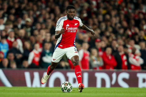 TA: Arsenal knew about Thomas throughout the whole process, but it was still actively promoting contract renewal until April this year