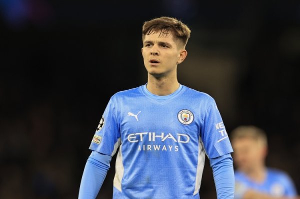 TA: Nottingham Forest and other teams are interested in McCarty, and Bob is very unlikely to leave the team this summer