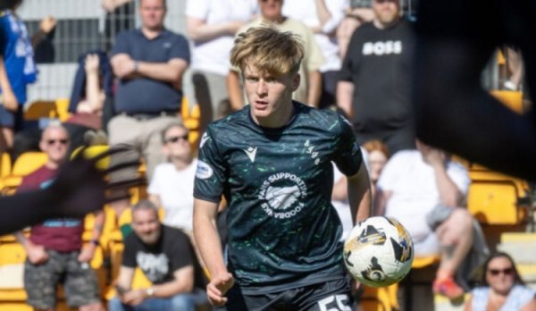 Official: St. Johnstone announces 16-year-old defender Karen Hamill transfers to Arsenal