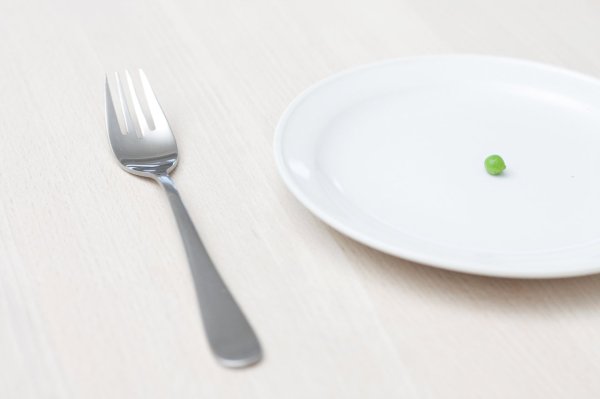 The less you eat, the older you live? Research says reducing calories can reduce aging and prolong life