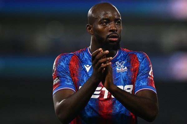 Only three French players have scored multiple hat-tricks in the Premier League: Henry, Anelka, and Mateta.
