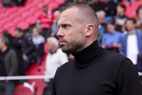 Heitinga: Chelsea is not only the top team in the Premier League but also a strong team in the Champions League. The players have given their best