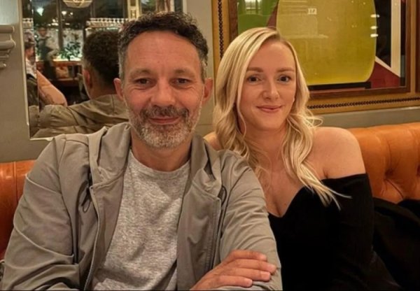 It’s been 14 years since my sister-in-law’s marriage! The Sun: Giggs’ brother Rodry Giggs proposed marriage successfully this month