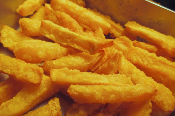 Sweet potato fries VS potato fries, which one is healthier? The key is one thing